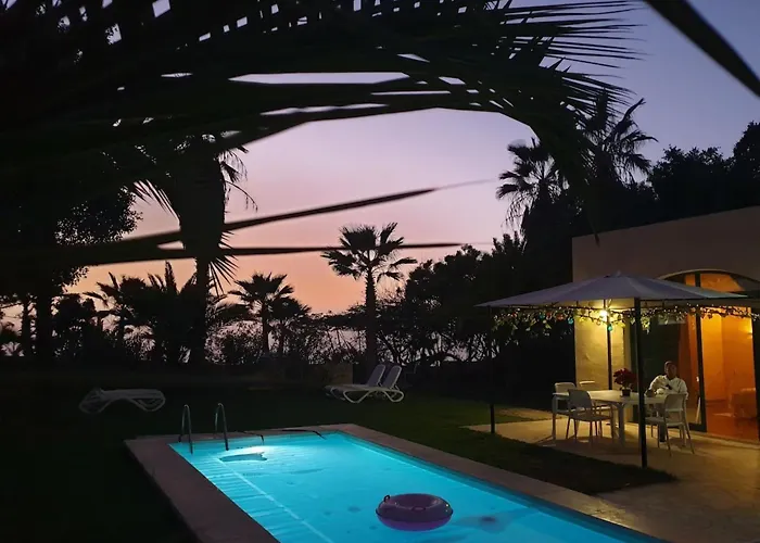 Вілла Colliure Адехе